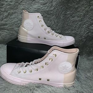 Converse soft pink